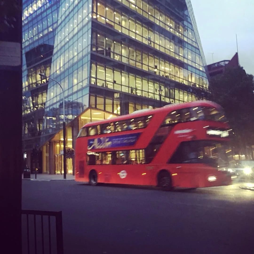 London Dusk Moment