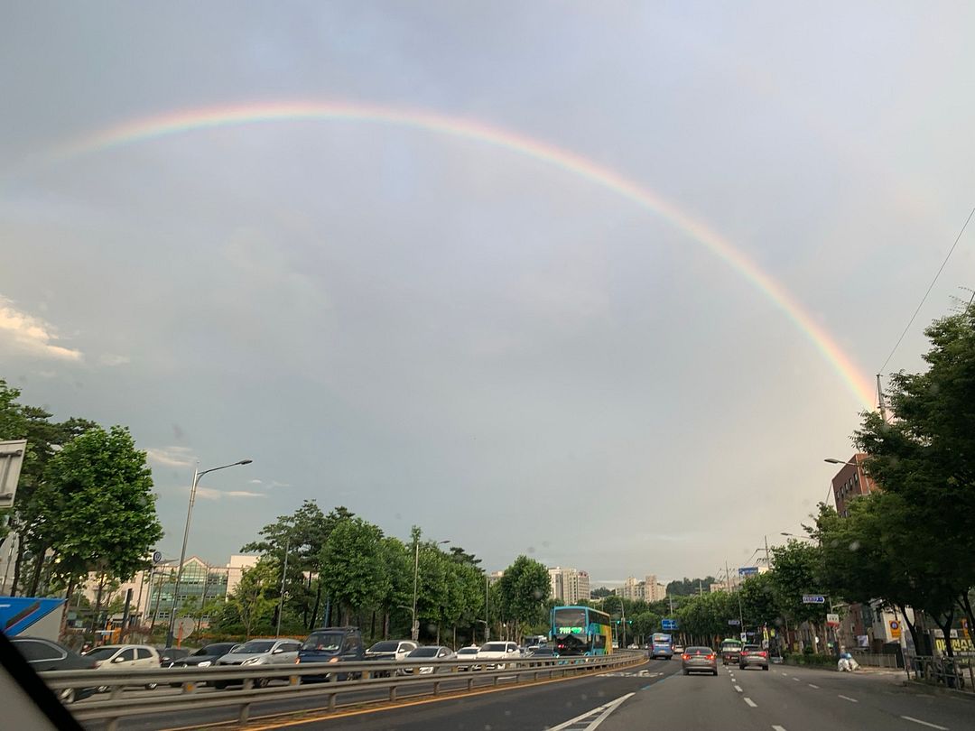 Rainbow on the Seoul sky