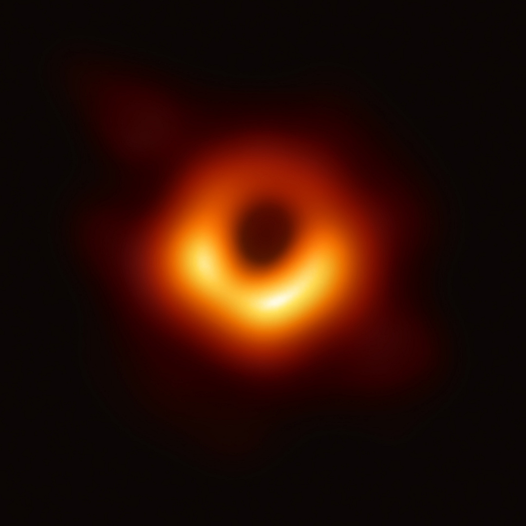 First Image of a Black Hole_enjoy