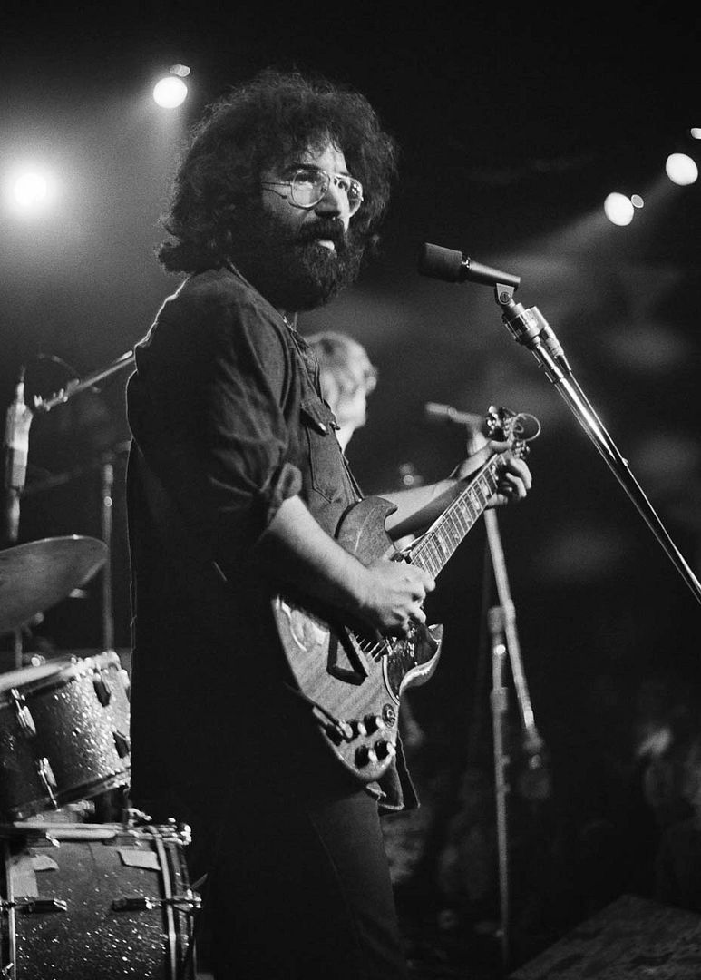 Jerry Garcia live in 1970