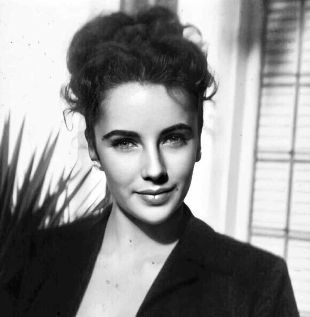 Elizabeth Taylor, 15 years old.