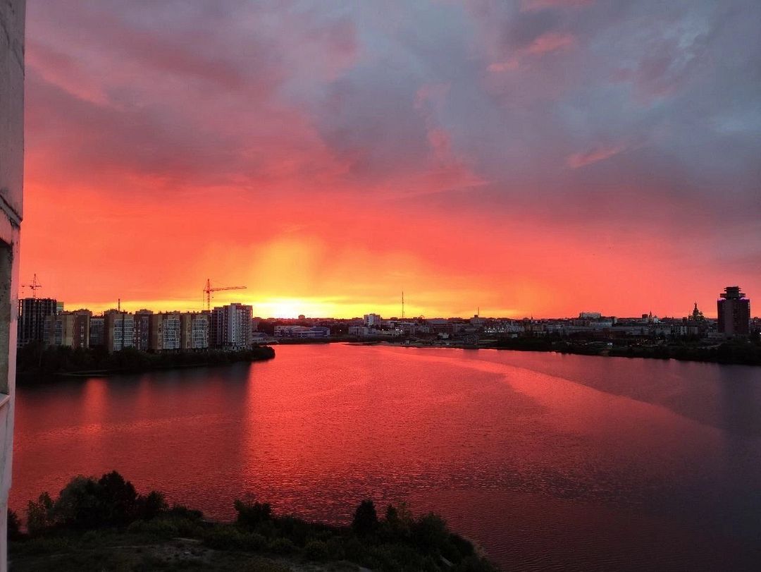 Sunset on the river