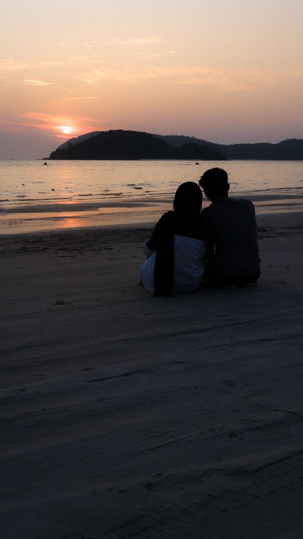 Sunset couple