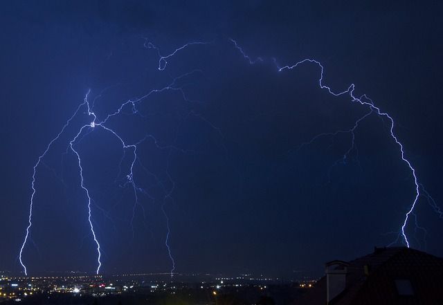 summer-thunder-storm