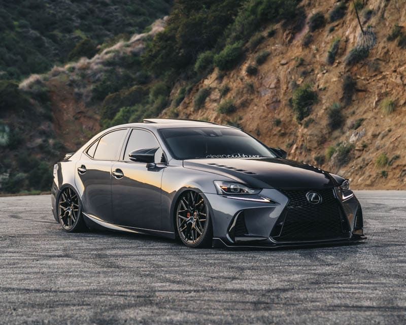 Lexus is250