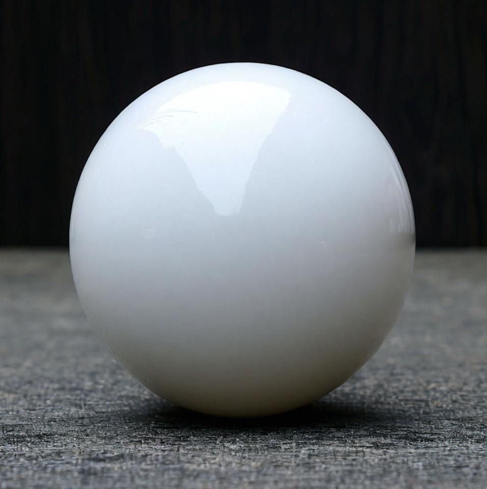 Smooth White Sphere