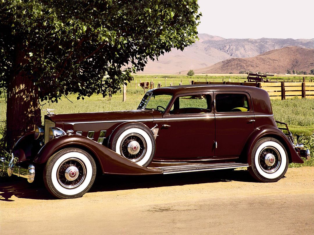 1934 Packard Sport Sedan