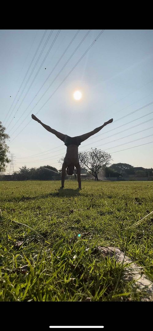 Daily Handstand