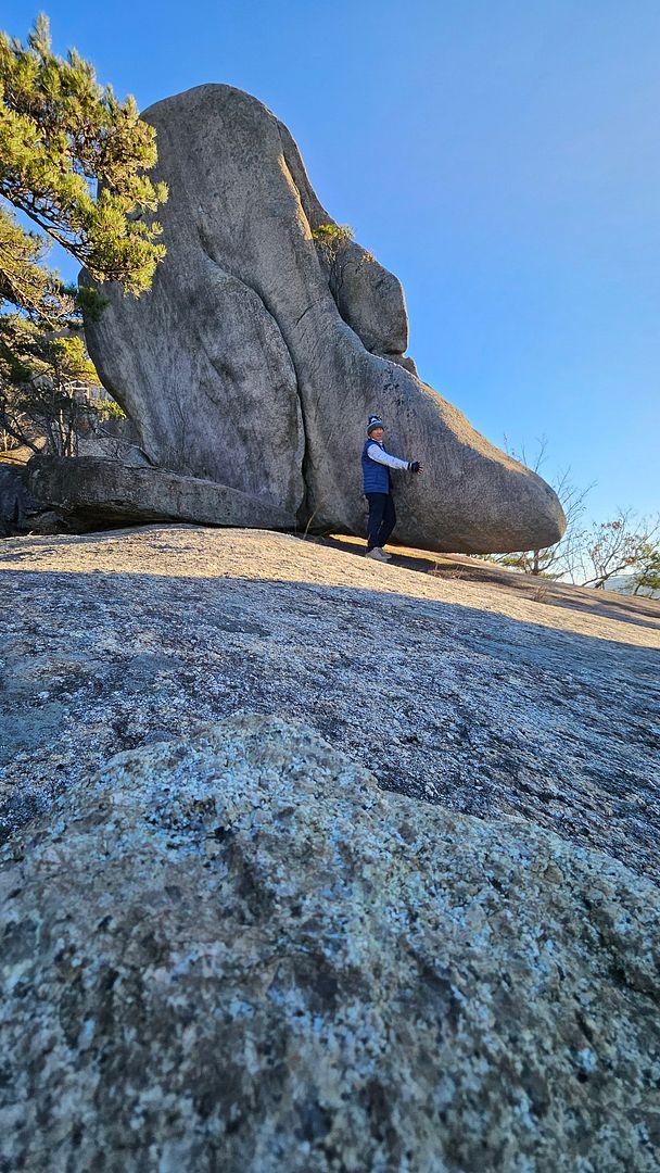 Namgunjasan's specialty! Elephant rock! 231124 Goesan Chungcheongbuk-do Korea