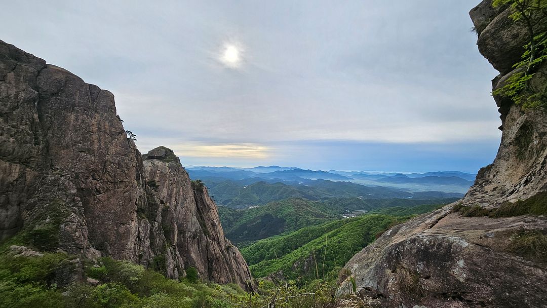 Wolchulsan Mountain’s secret scenery not to be missed  240426. Yeongam, Jeollanam-do, South Korea