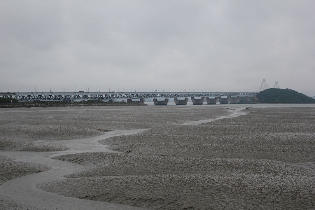 the bridge and the sea