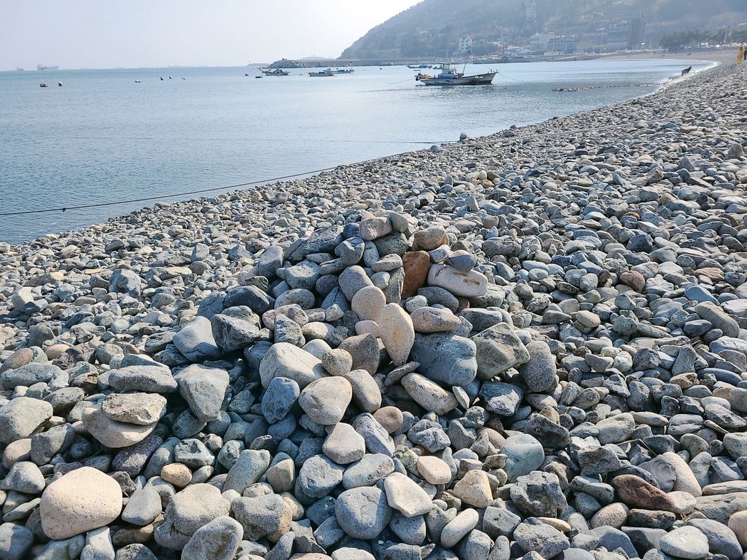 Yeosu mini stone tower