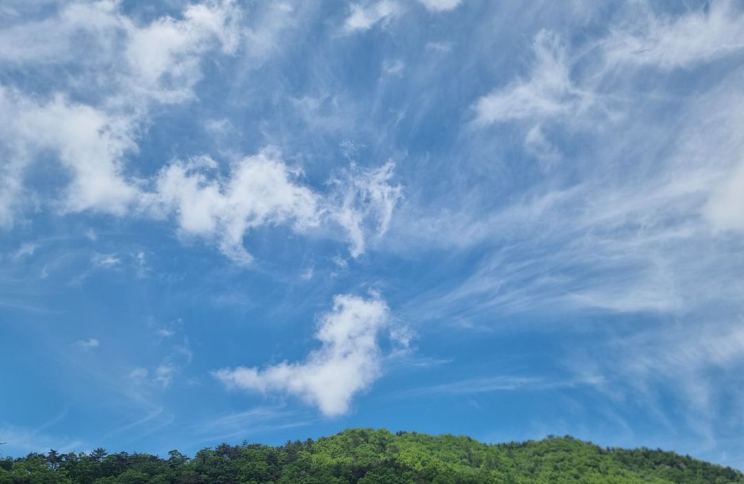 비바람이 끝난 뒤의 하늘