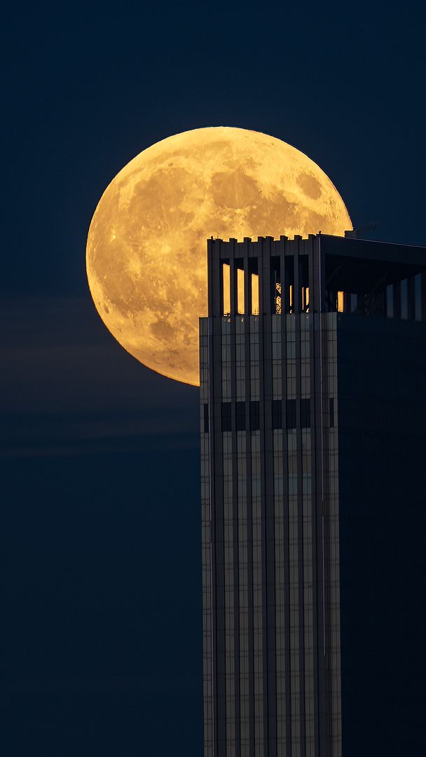 Supermoon