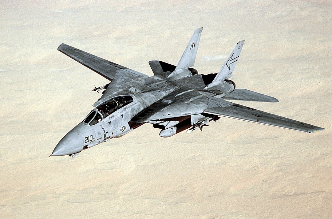 F-14B_VF-103_in_flight_during_Gulf_War_1991