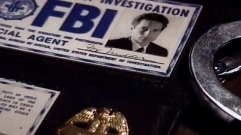 FBI Fox Mulder