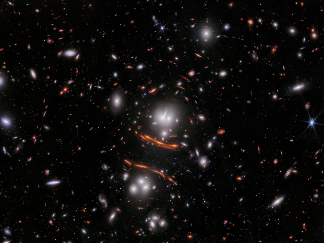 Galaxy Cluster PLCK G165.7 (NIRCam Image)