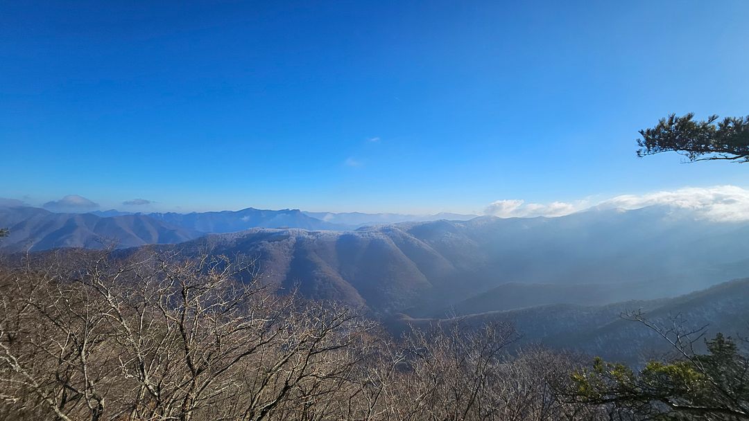 The view from Imanbong Peak! 240106  Goesan, Chungcheongbuk-do, South Korea