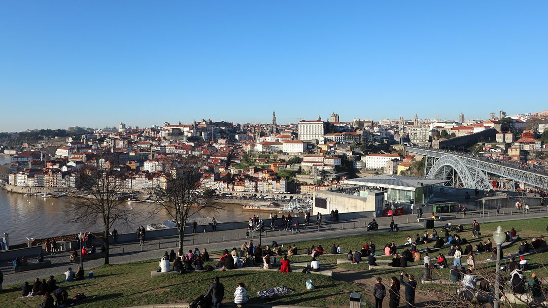 A peaceful day in Porto