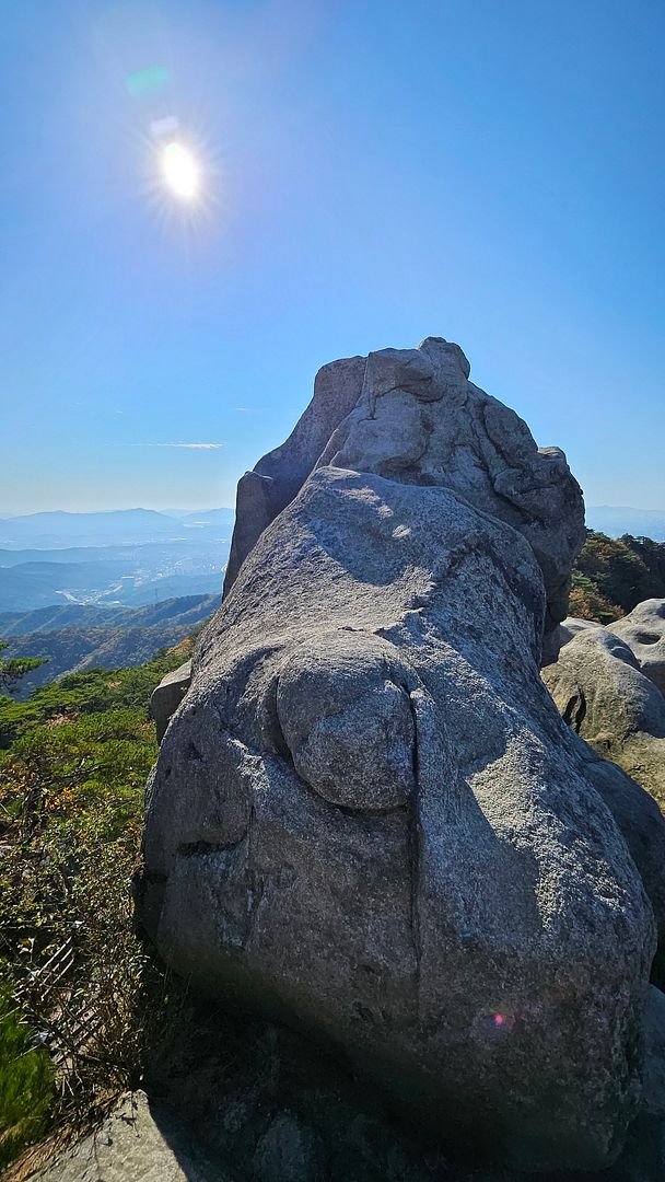 Strange Rocks Near the Peak of Suraksan Mountain! 241026 Uijeongbu, Gyeonggi Province, Korea