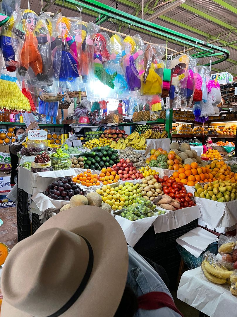 Sampling colors from the Mexican market