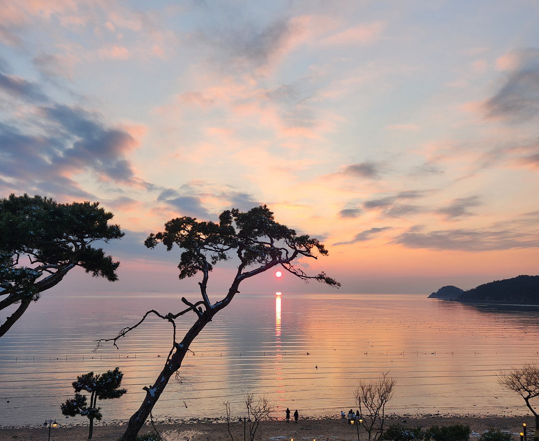 the sunset of Eulwangri Beach-Incheon(s.korea)