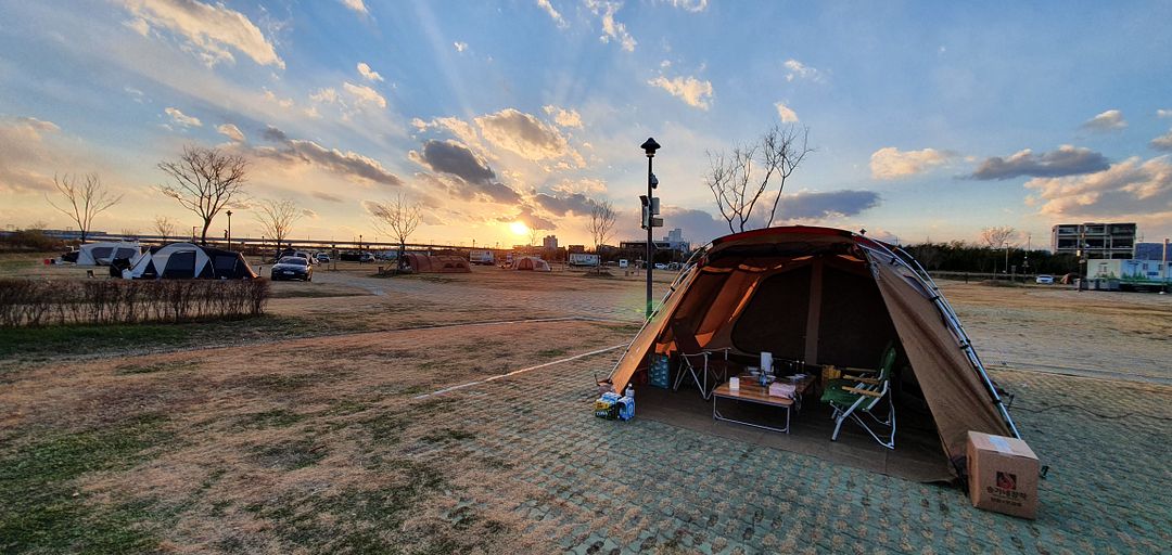 Camping with Sunset