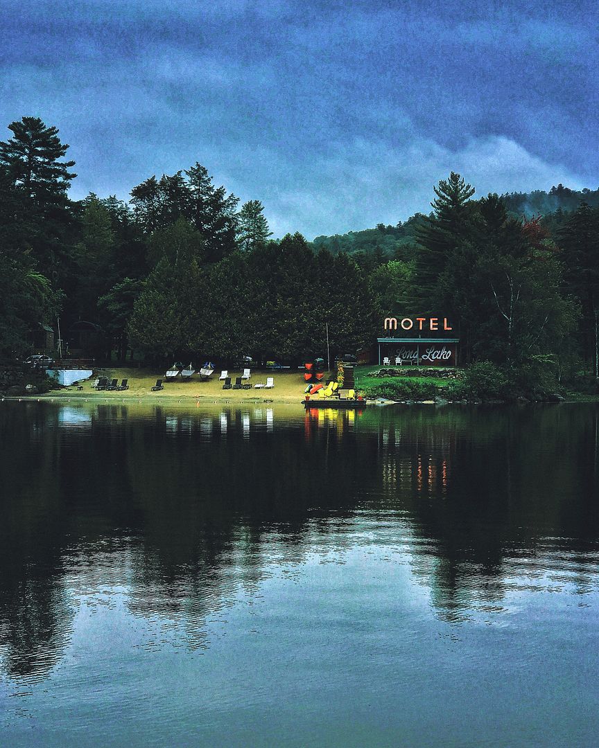 Lakeside Lodging