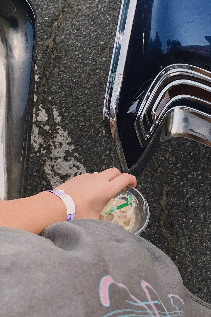 CAR & COFFEE