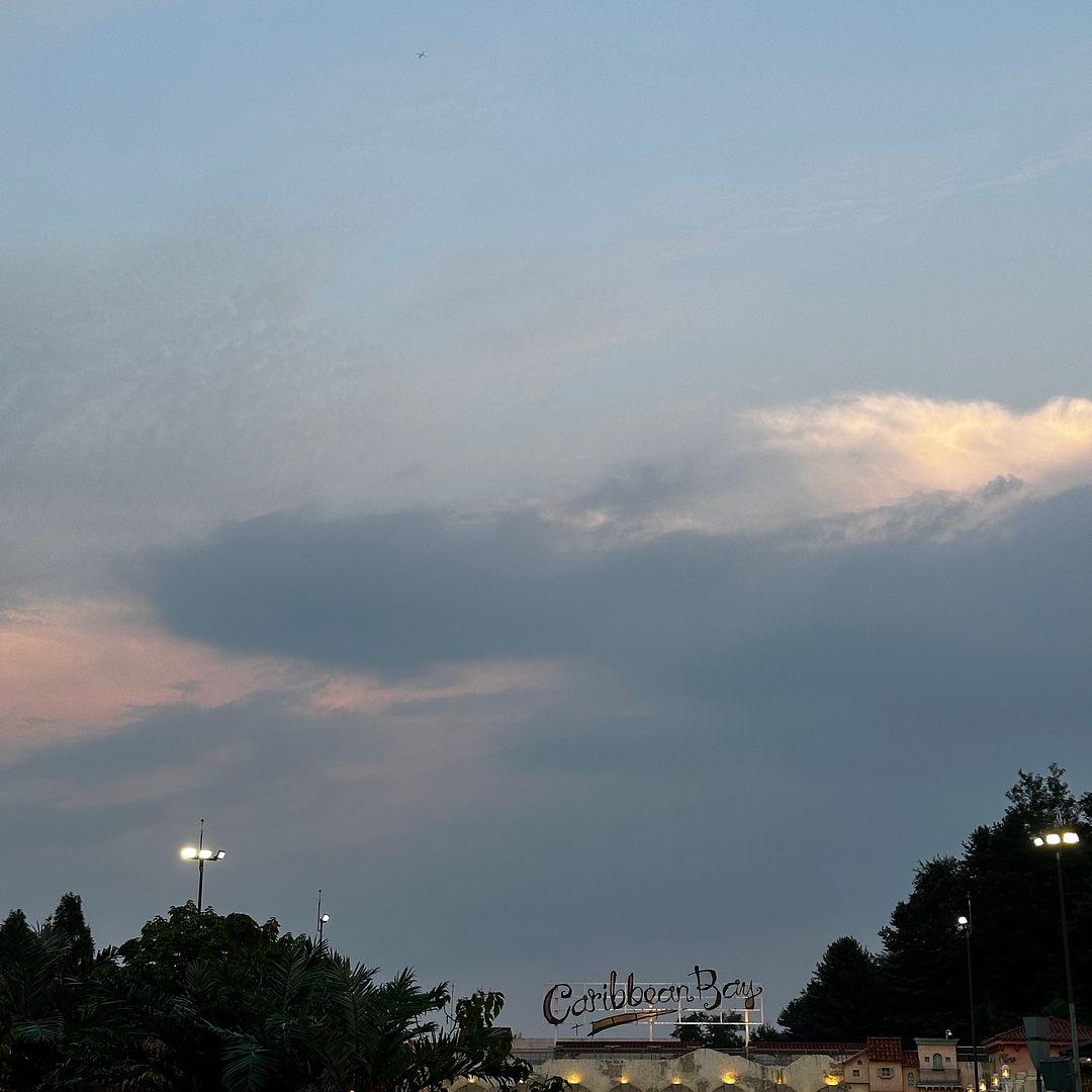 7/15 nice cloud on caribbean bay