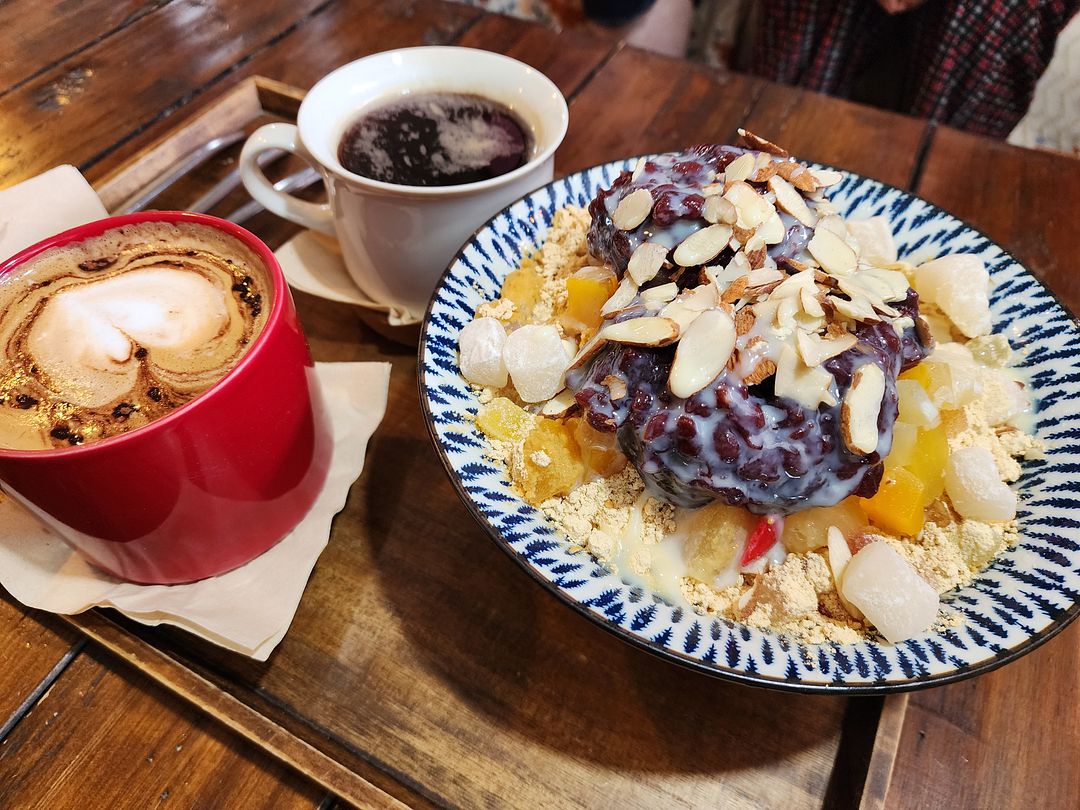 Coffee & ice bingsu