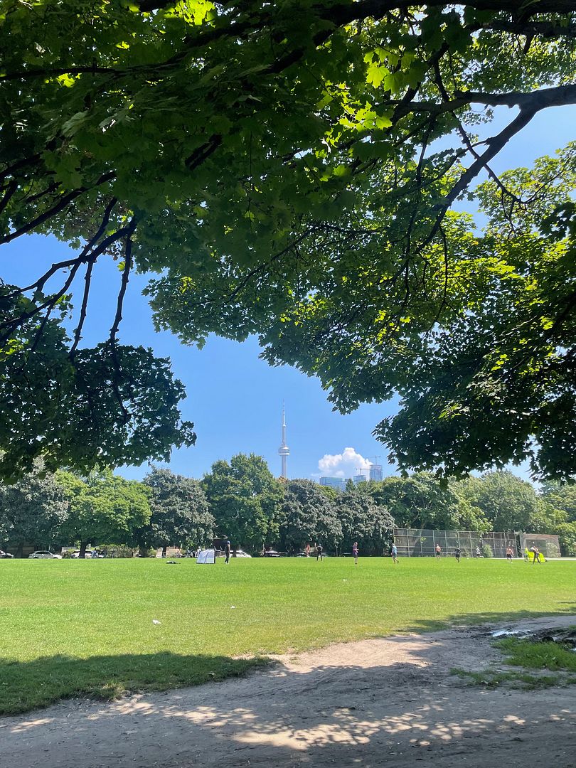 Sunday at Trinity Bellwoods. Toronto