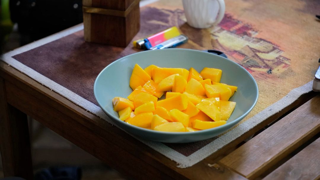 eat mango, make money