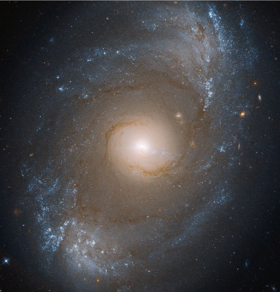 NGC 4151 (Hubble)