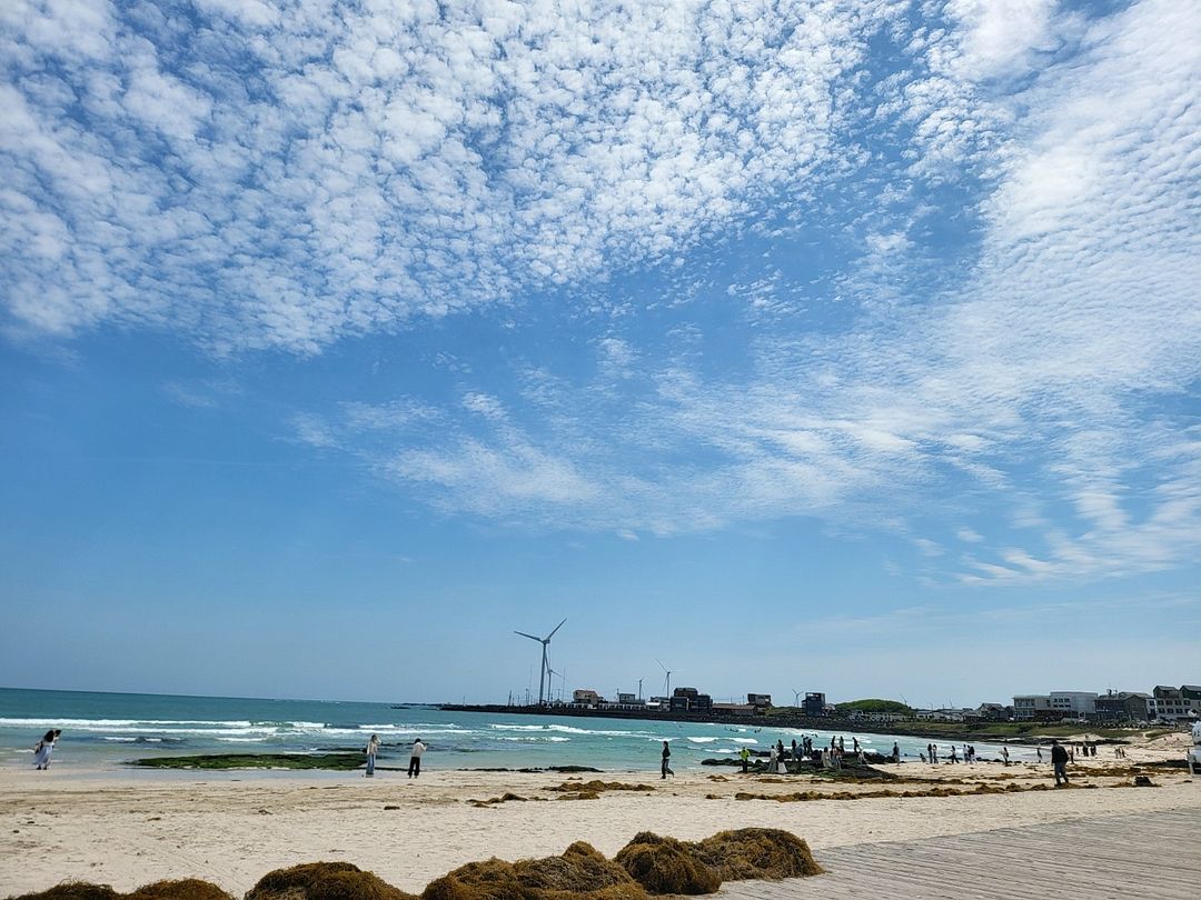 Jeju Island's sea sky.