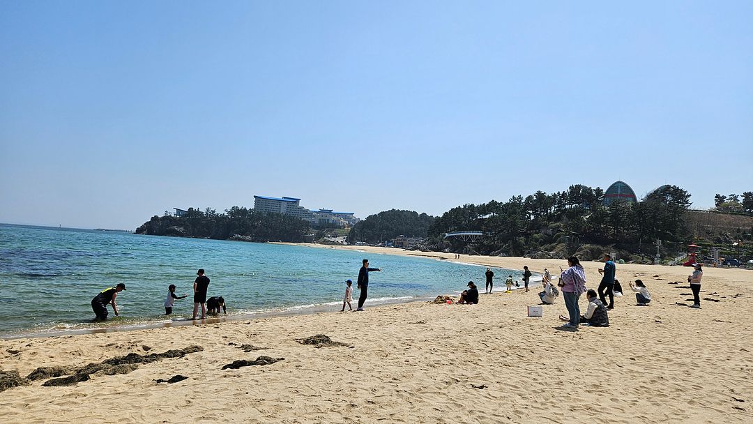 Chuam Beach with Sun Shine