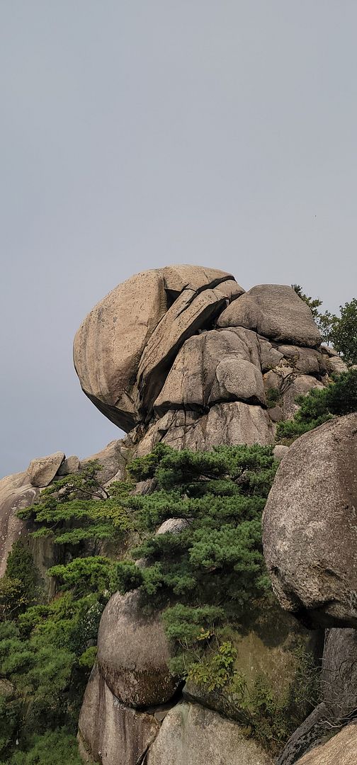 Suraksan Mountain's specialty, Harmony and Balance rock!  230930 Seoul, Korea