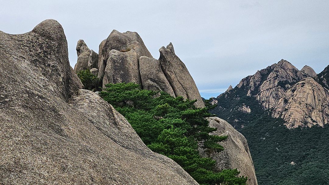 Pig Rock near Nawolbong Peak!  240921 Bukhansan Mountain,  Seoul, Korea