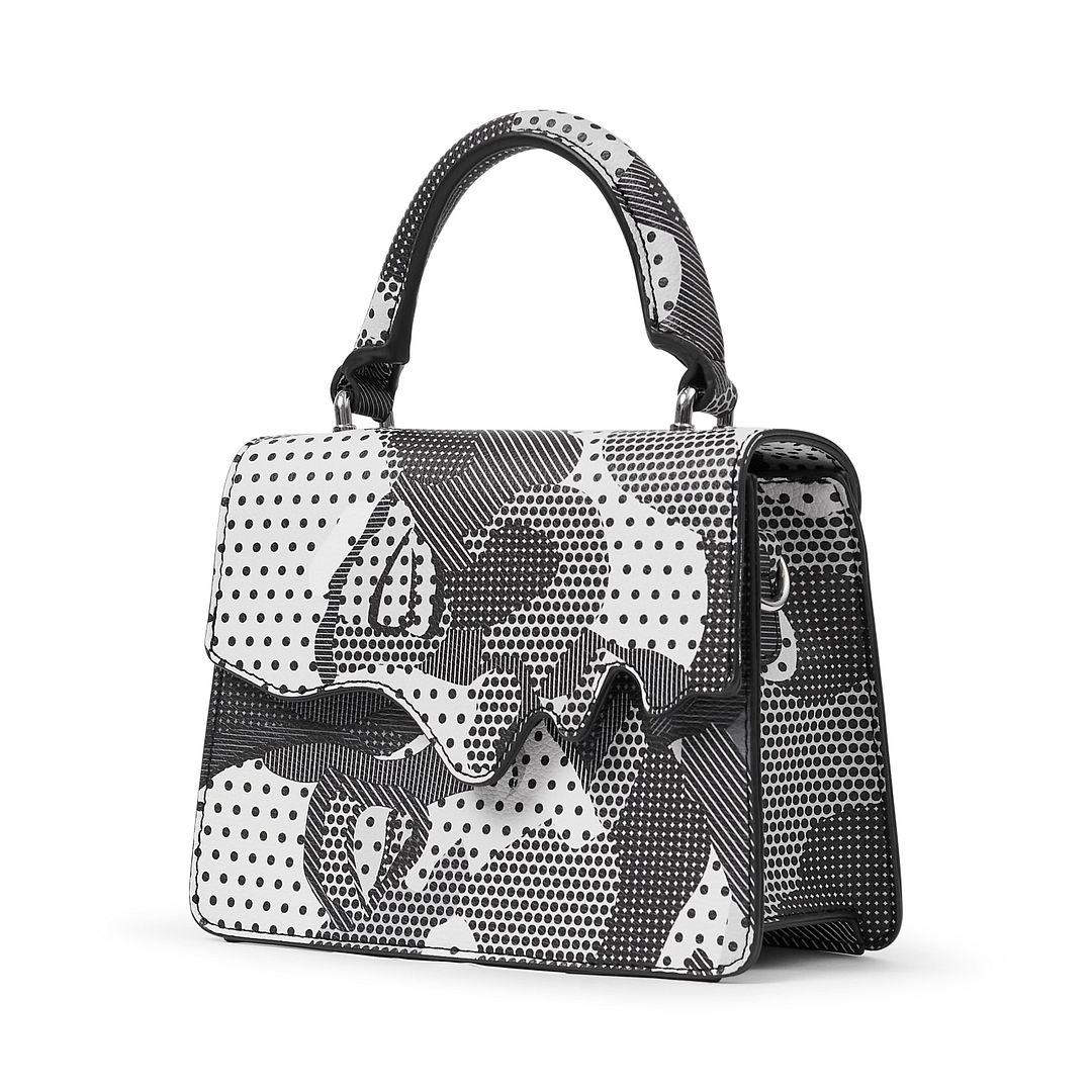 kidsuper.com/products/kissing-bag-black-white