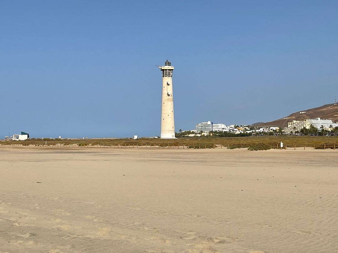 Morro Jable Lighthouse 4.5