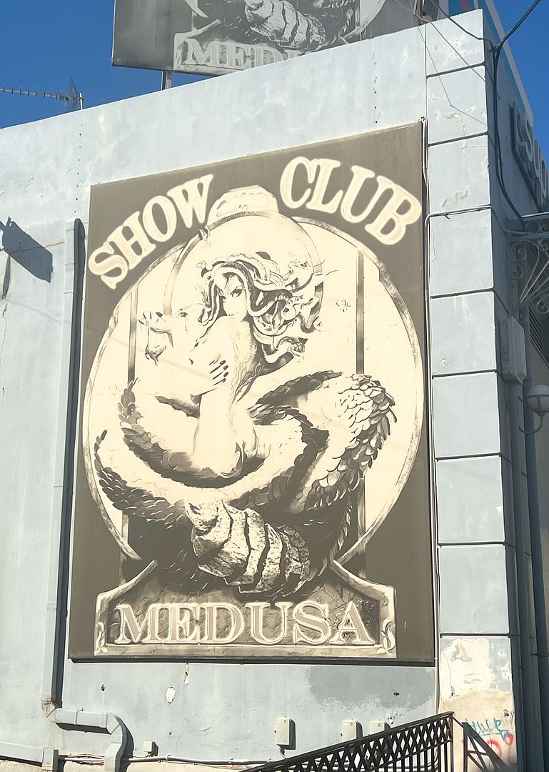 show club