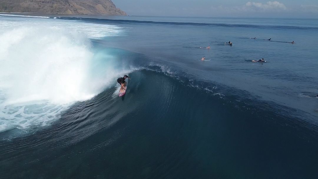 Luiz Hadad in Scar Reef | West Sumbawa by Thiago Okazuka