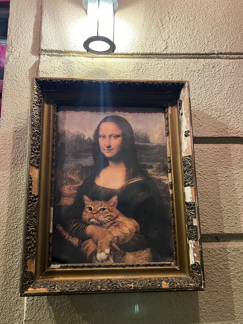 Mona