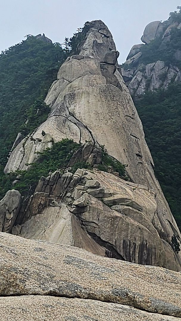 The majesty of Bukhansan’s hidden rock wall!  240720 Bukhansan Mountain, Seoul