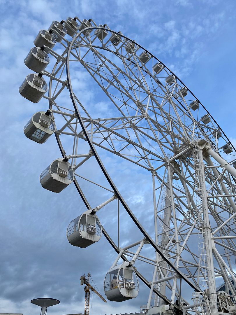 Ferris Wheel