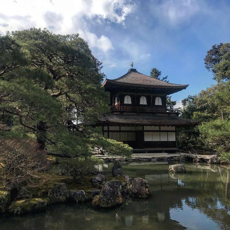 Chinese house by the pond