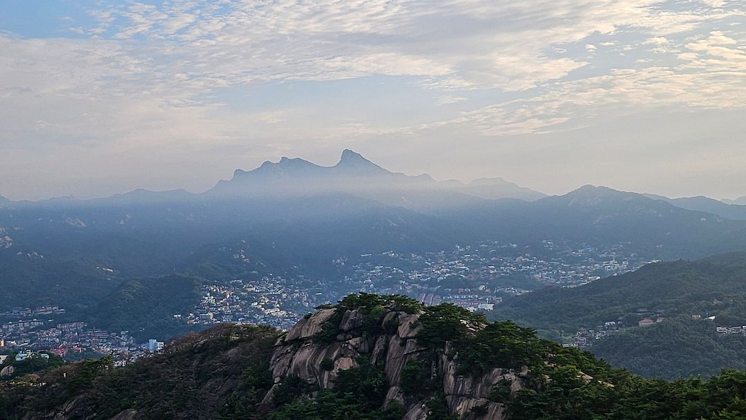 Great view of the train rock and Bukhansan Mountain from Inwangsan Mountain