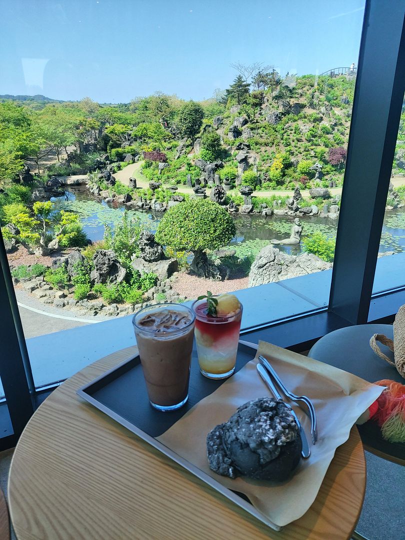 Starbucks Coffee ♡ in Jeju The Songdang Park R Branch