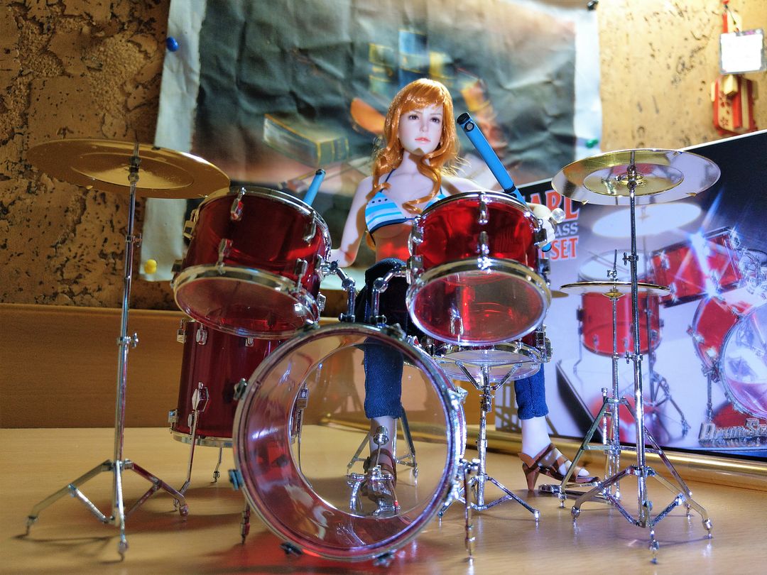 Nami play drum v03