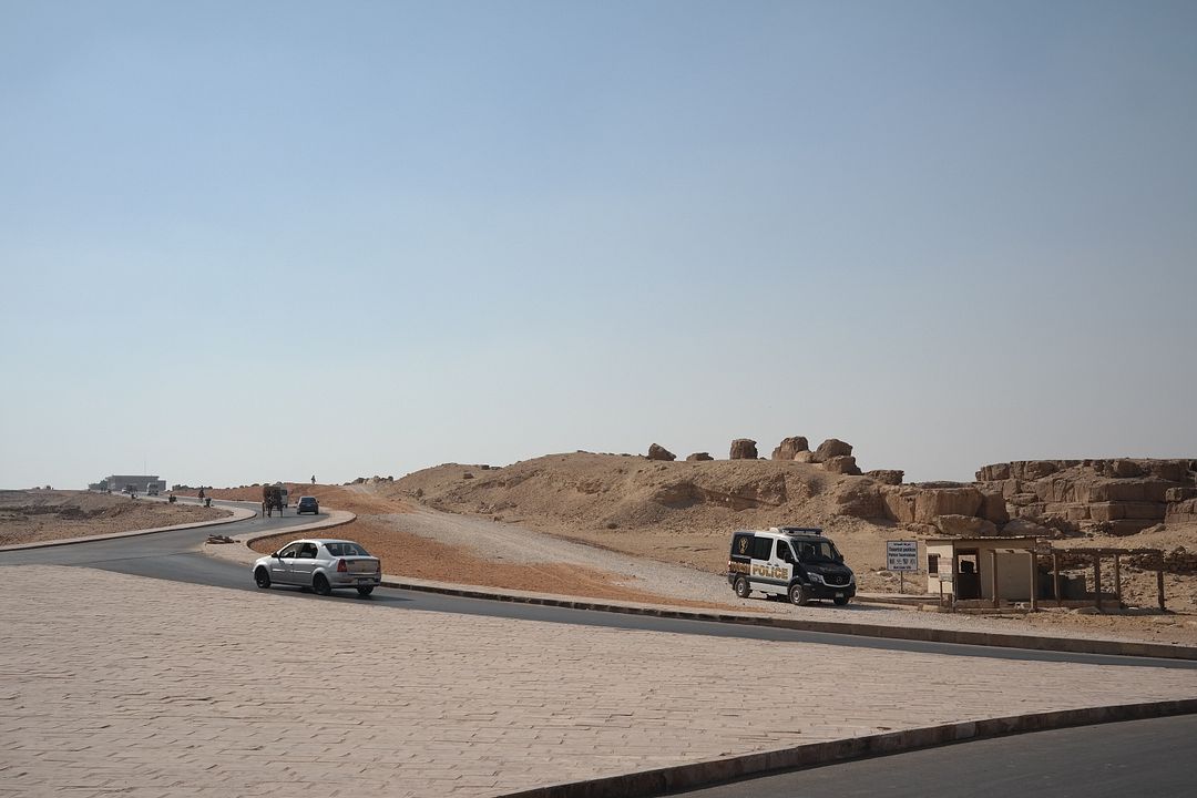 A path near the pyramid